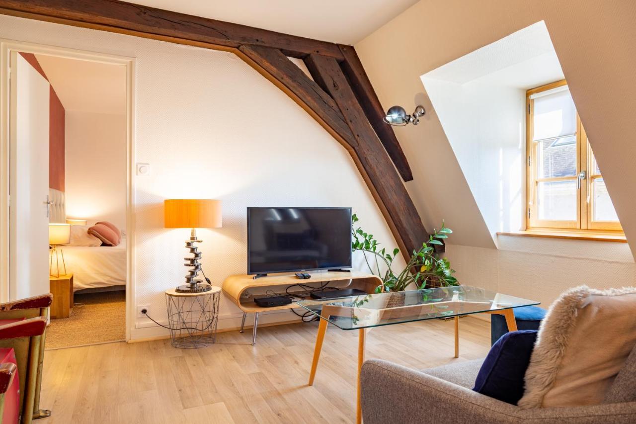 Ferienwohnung Happy Loft - Centre Historique + Parking Prive Blois Exterior foto