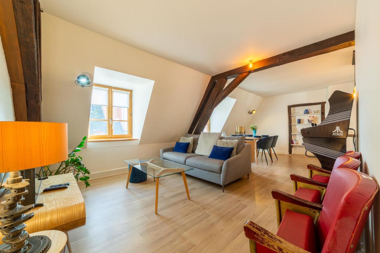Ferienwohnung Happy Loft - Centre Historique + Parking Prive Blois Exterior foto